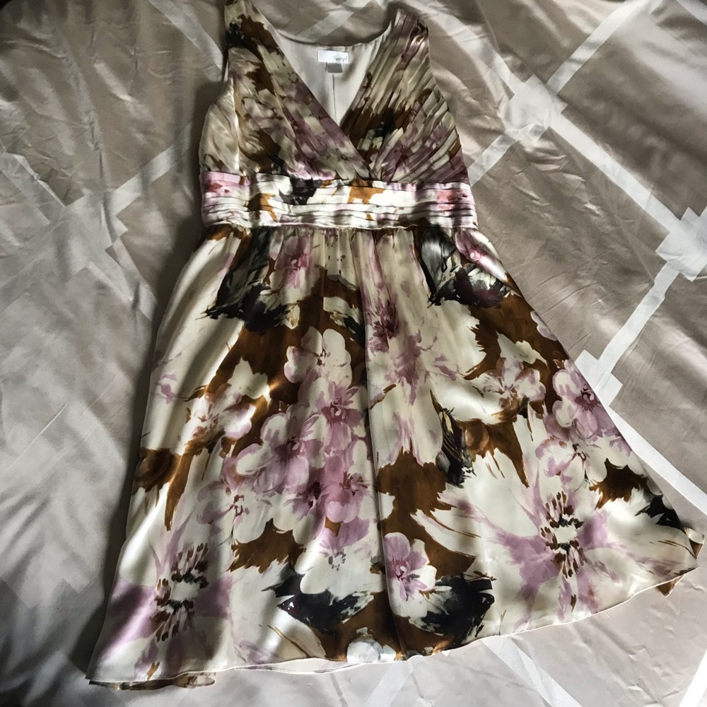 Pleated Top Floral Printed Midi Dress